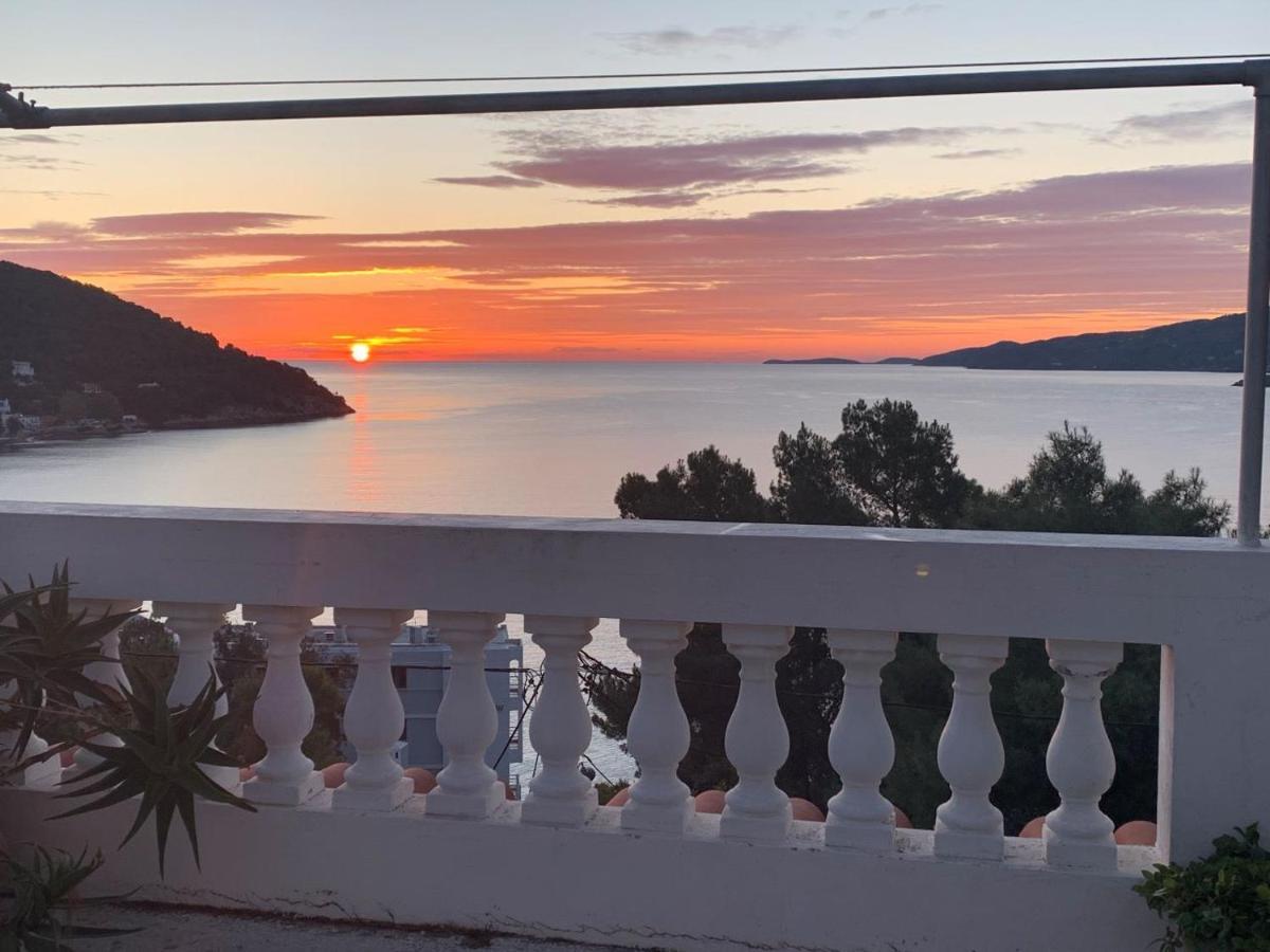 Villa Loula Apartment II Poros Town Exteriér fotografie